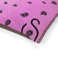 Load image into Gallery viewer, Superhero Society Pink Pet Bed