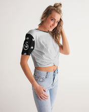 Load image into Gallery viewer, Concrete Jungle Women's Twist-Front Cropped Tee