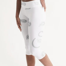 Load image into Gallery viewer, S Society Pure Love Mid-Rise Capri