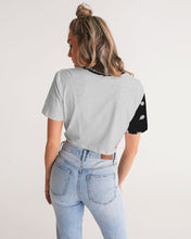 Load image into Gallery viewer, Concrete Jungle Women's Twist-Front Cropped Tee