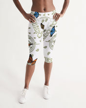 Load image into Gallery viewer, Superhero Society OG Golden Butterfly Women&#39;s Mid-Rise Capri
